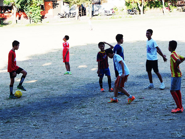 bali-soccer-team