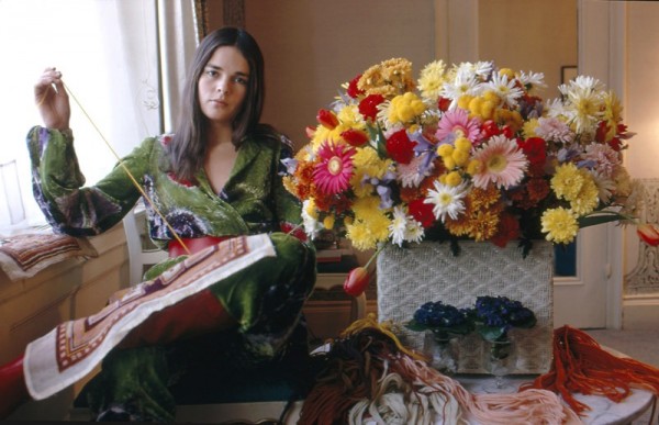 Ali MacGraw Crafts