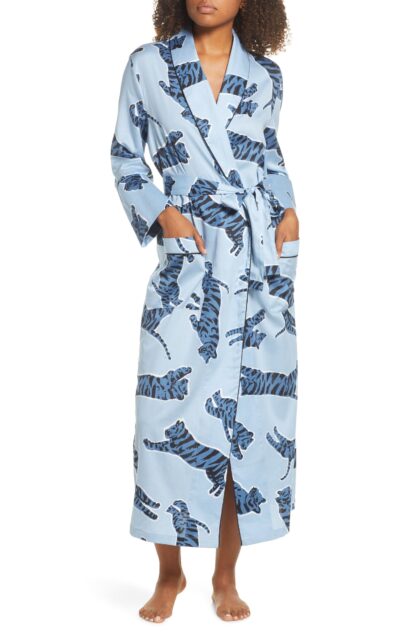 Tiger robe
